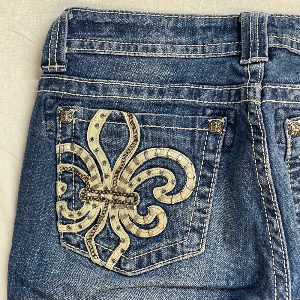 Miss Me Women's Straight Leg Bootcut Blue Jeans - Picture 4 of 10